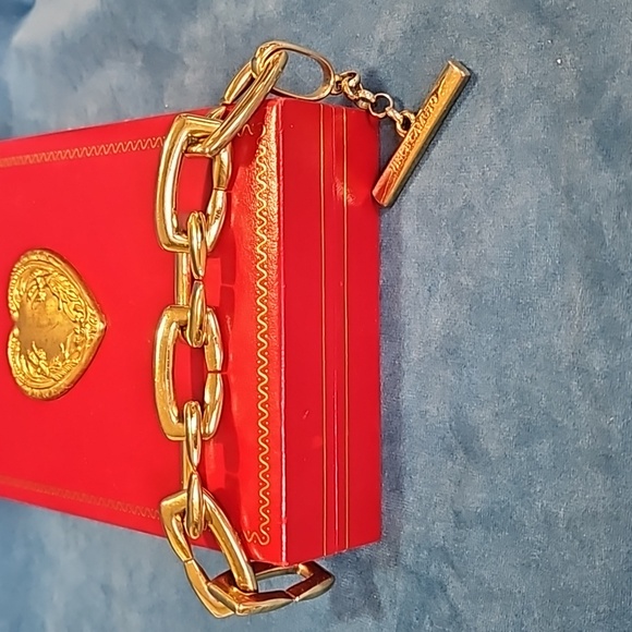 Vince Camuto gold bracelet, chains necklace, gold tone - Picture 3 of 10